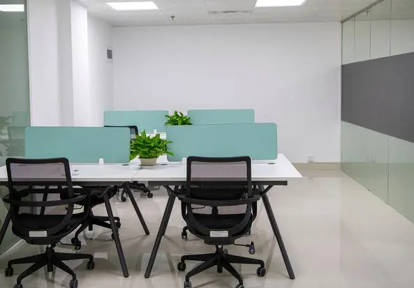 How to Choose Eco-Friendly Office Furniture: A Comprehensive Guide